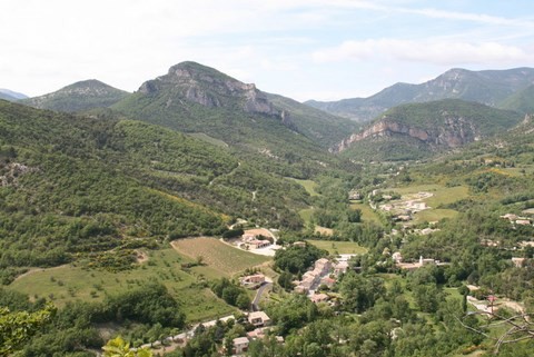 De bien plus haut, une vue sur le village