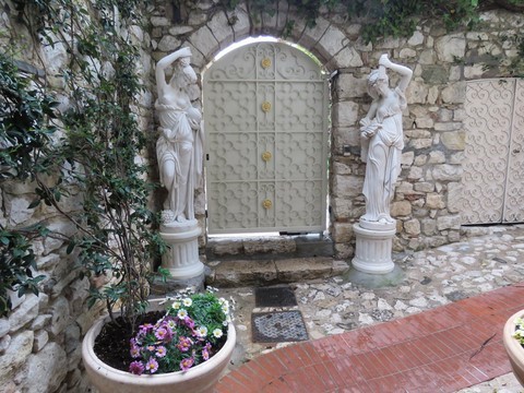 Superbe endroit au détour d'une ruelle