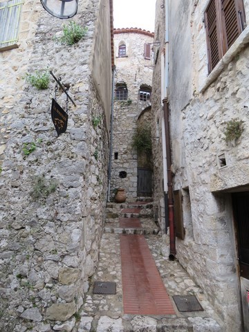 Petite ruelle de pierres