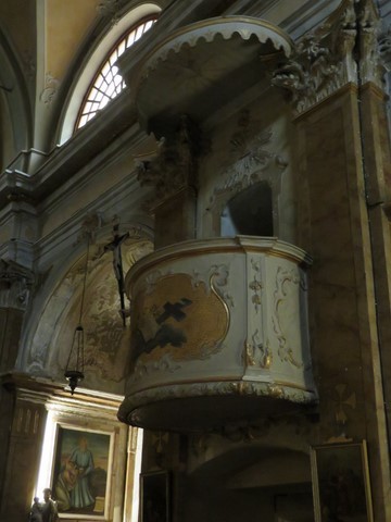 ​La chaire à prêcher de l'église N-D-de-l'Assomption