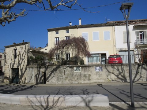 Ancien moulin à farine de 1350, moulin huile en 1621, 19ème siècle transformation en filature de soie