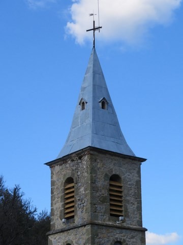 Le clocher de l'église Notre-Dame de Gumiane