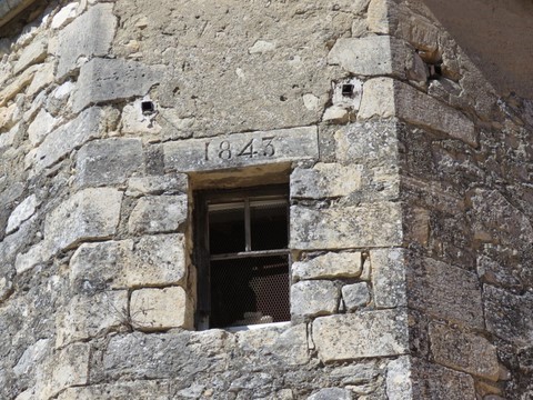 Entrée du cimetière construit en 1843