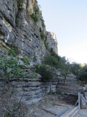 Autre coin pittoresque parmi les falaises