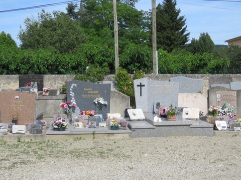 Quelques sépultures