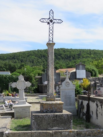 Croix de cimetière