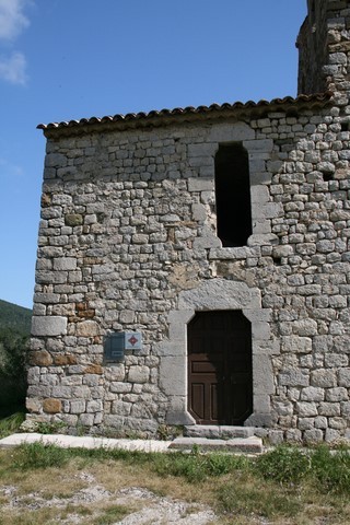 L'entrée de l'église