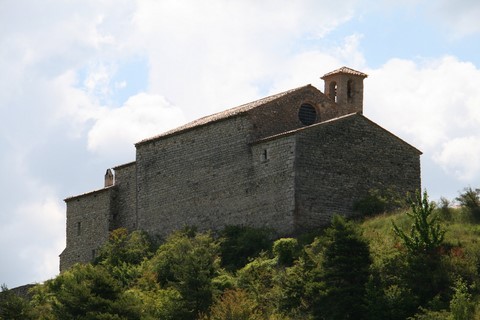 Imposant bâtiment que cette église
