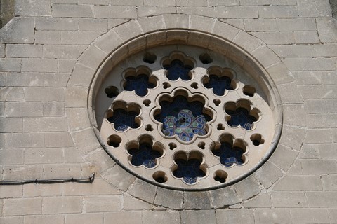 Rosace en façade de l'église