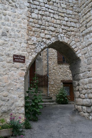 Autre soustet menant à l'église