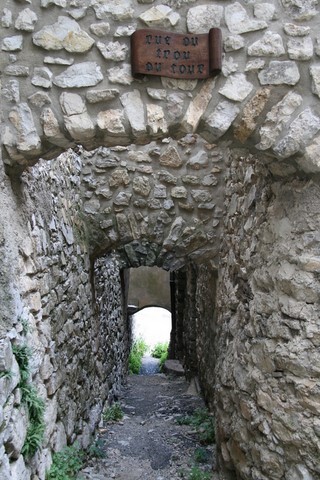La rue du "trou du tour" est impressionnante