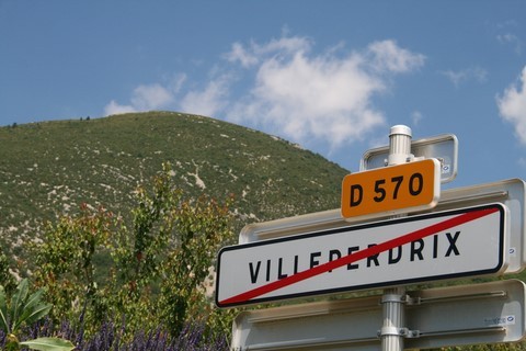 Et voilà, nous quittons déjà ce village accueillant, où l'on s'y sent bien