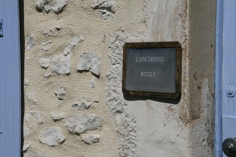 Voici l'ancienne école, 