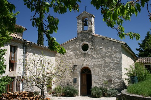 L'église paroissiale Saint-Etienne à Montjoux