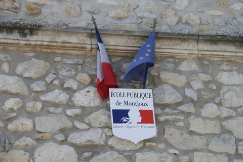 La mairie a quitté les murs de l'école en 1992