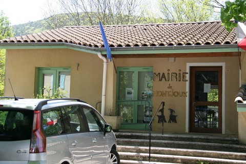 Voici donc la nouvelle mairie depuis 1992