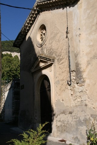 Le porche de l'église