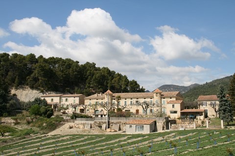 Chateau-Ferme Rue la Garenne
