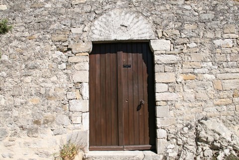 La porte de l'église