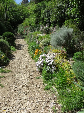 Départ vers le château par le chemin de Gaudissart