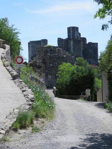 En redescendant au village