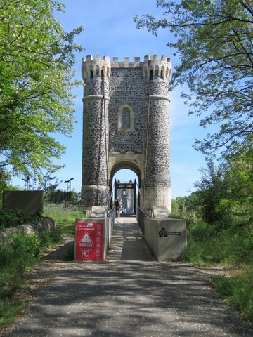 Entrée de la passerelle Himalayenne