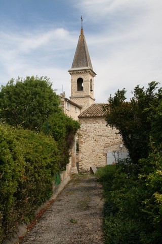 Ce petit chemin nous y amène