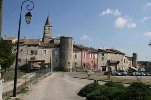La vieille ville fortifiée vue de l'extérieur