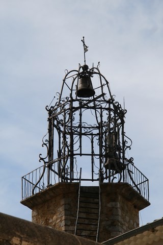 Le campanille de l'église
